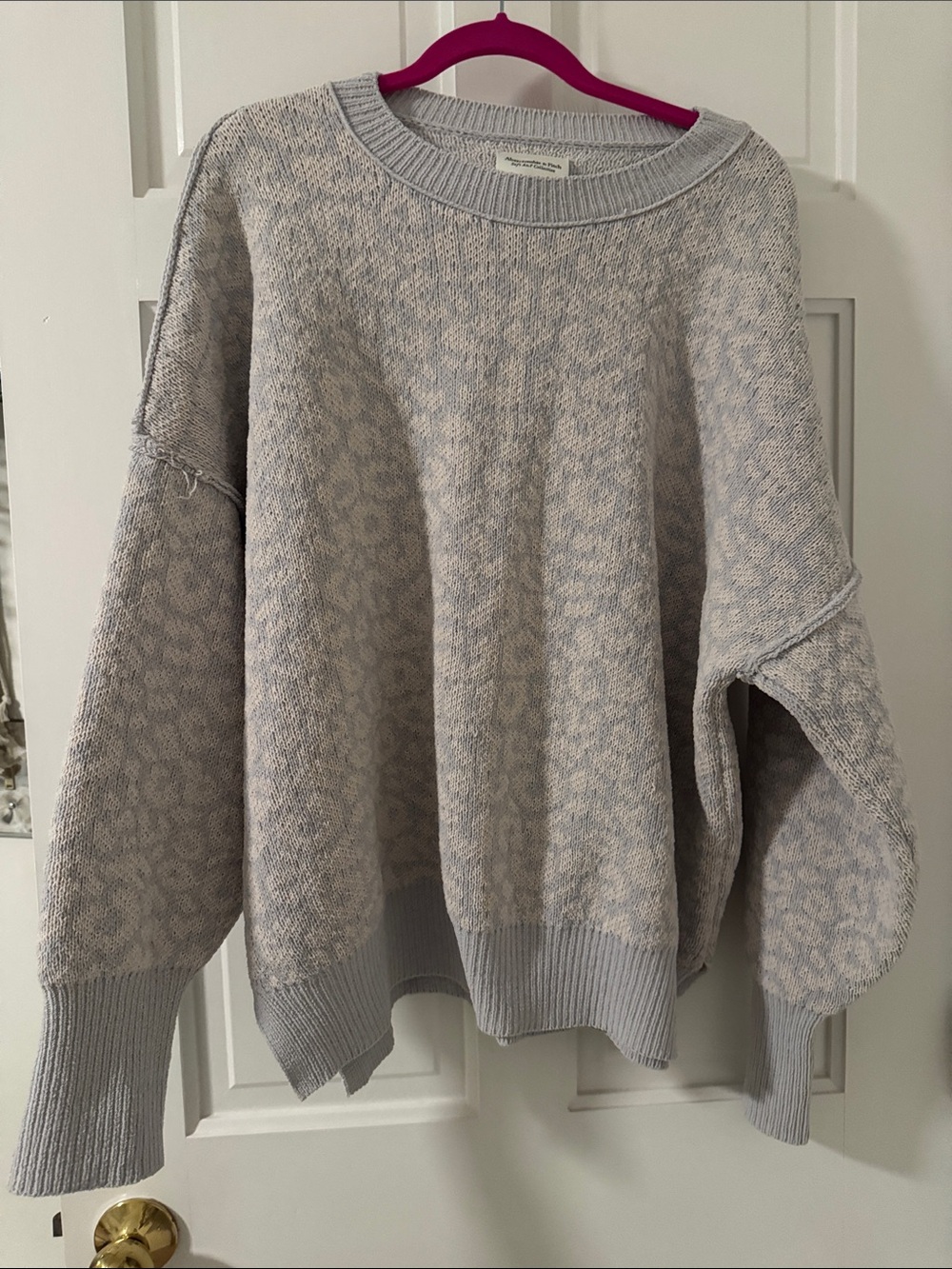 Abercrombie & Fitch Light Grey Marled Crewneck Sweater